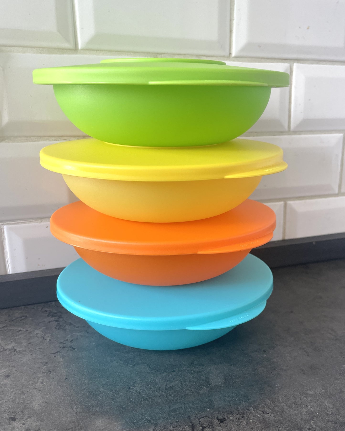 Lot de 4 Tupperware Vintage (Orange, jaune, bleu, vert)