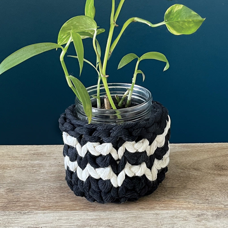 Cache-pot • Macramé • Noir et Blanc